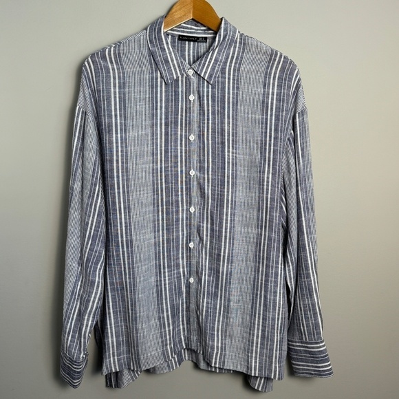 Black Tape_ Tops - Black‎ Tape_ Women's Purplish-Gray Rayon/Linen Long Sleeve Button Up Shirt Large